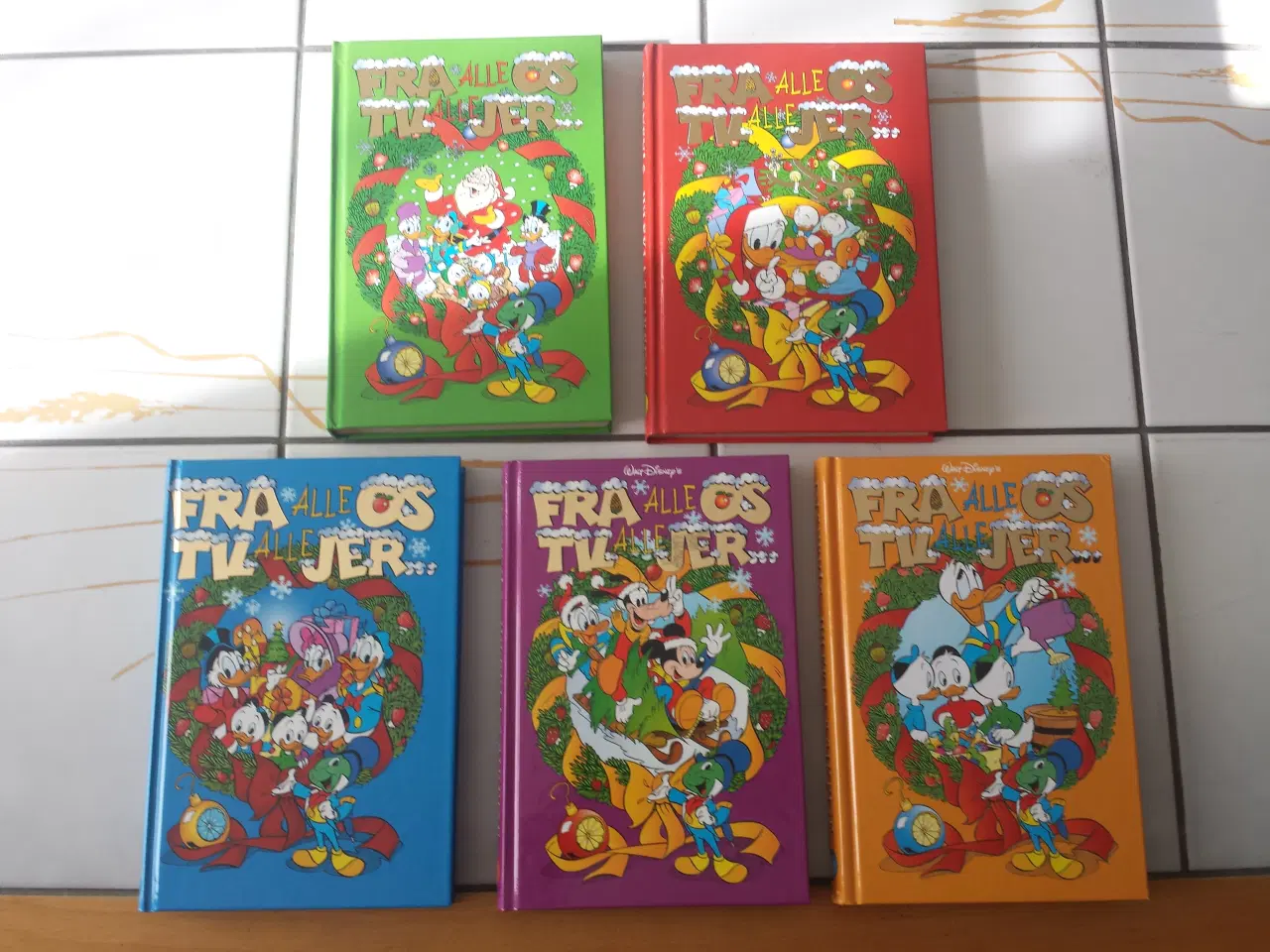 Billede 1 - Disneys Fra Alle Os til Alle Jer