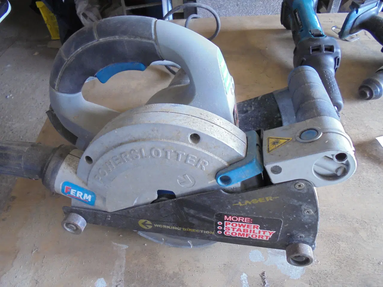 Billede 1 - Murrillefræser til elrør mm.