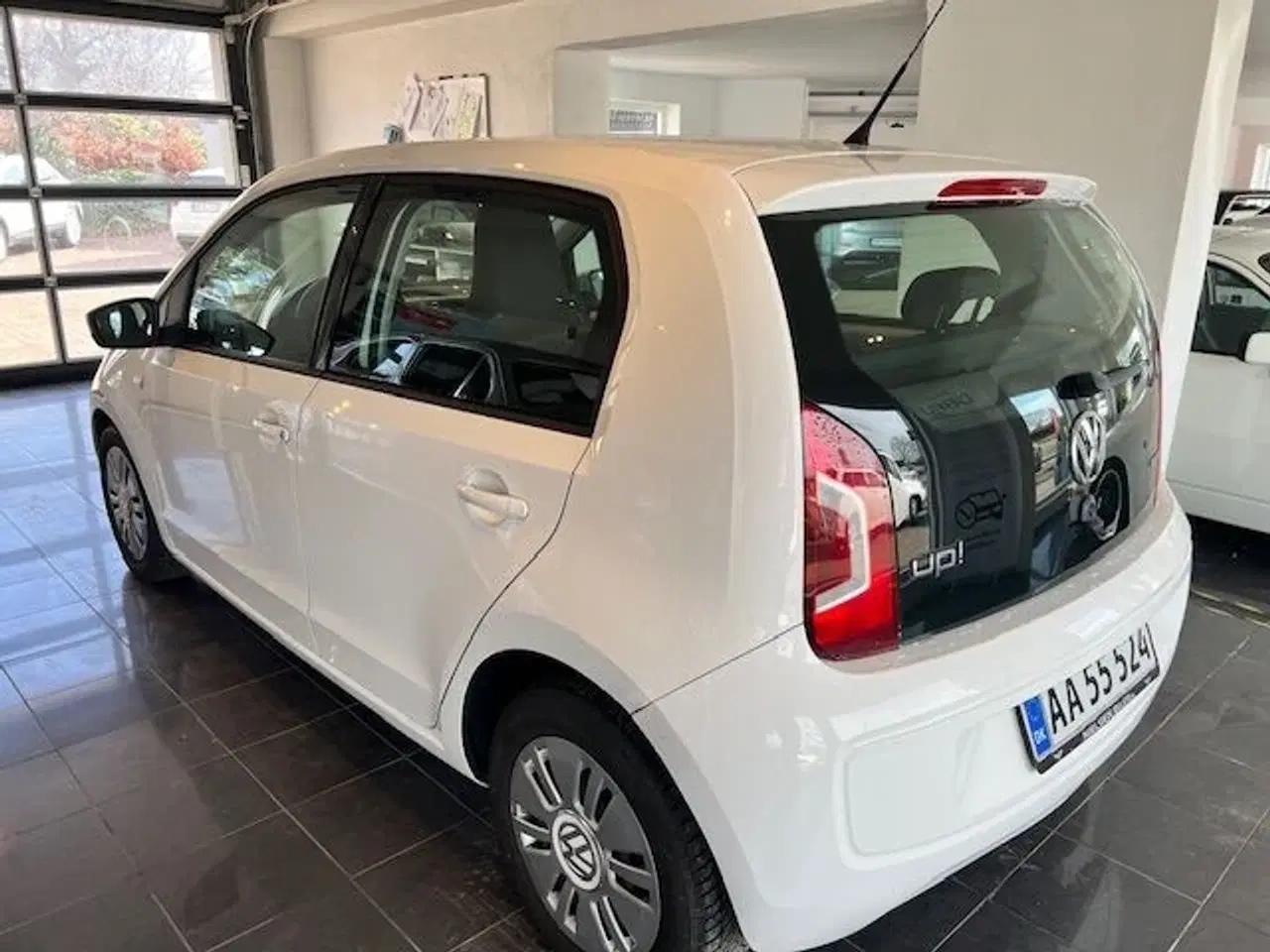 Billede 5 - VW up 1,0 FSI BMT Move 75HK 5d