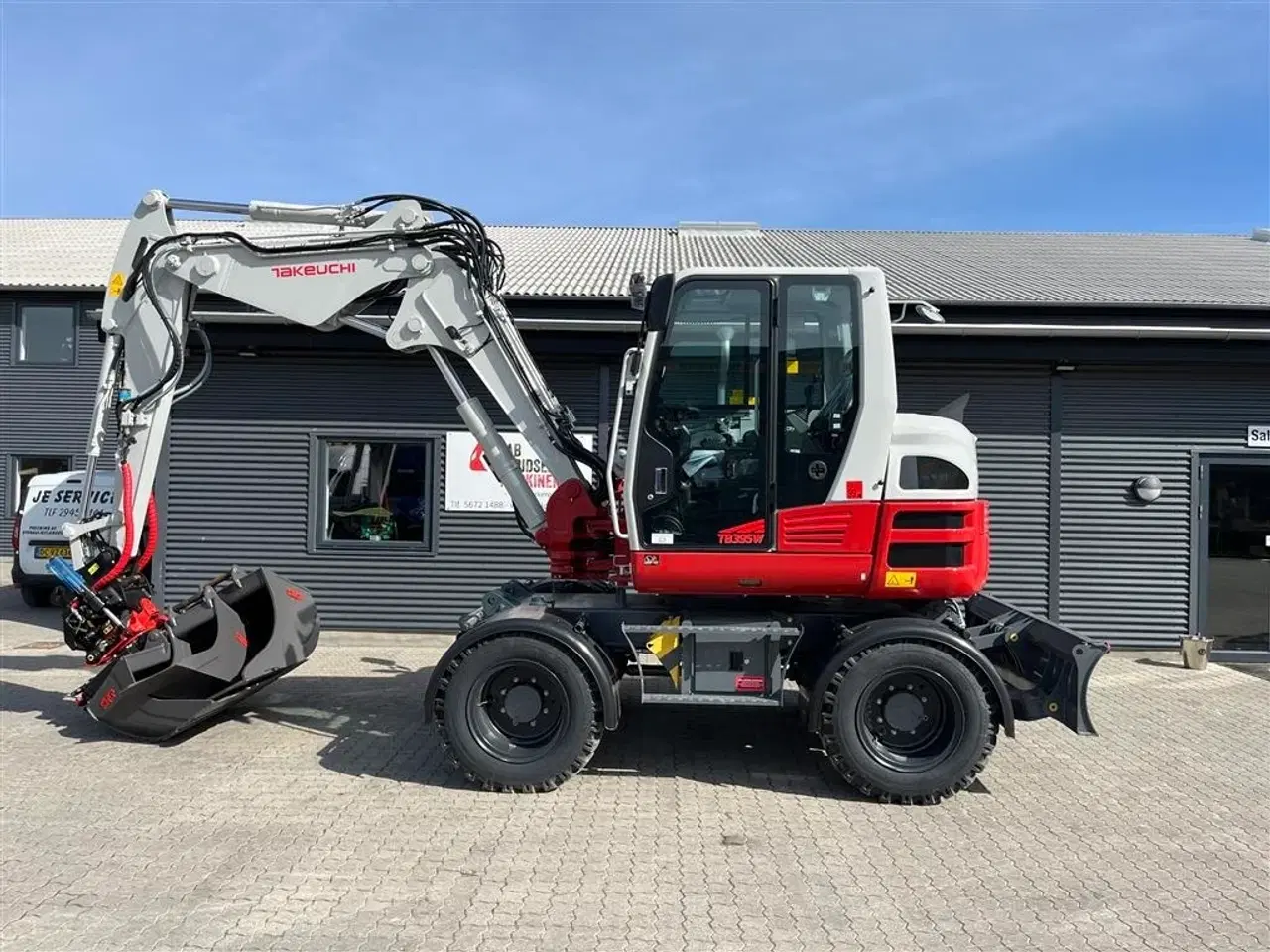 Billede 1 - Takeuchi TB395W Rototilt, led lys, centralsmøring, 3 skovle NY