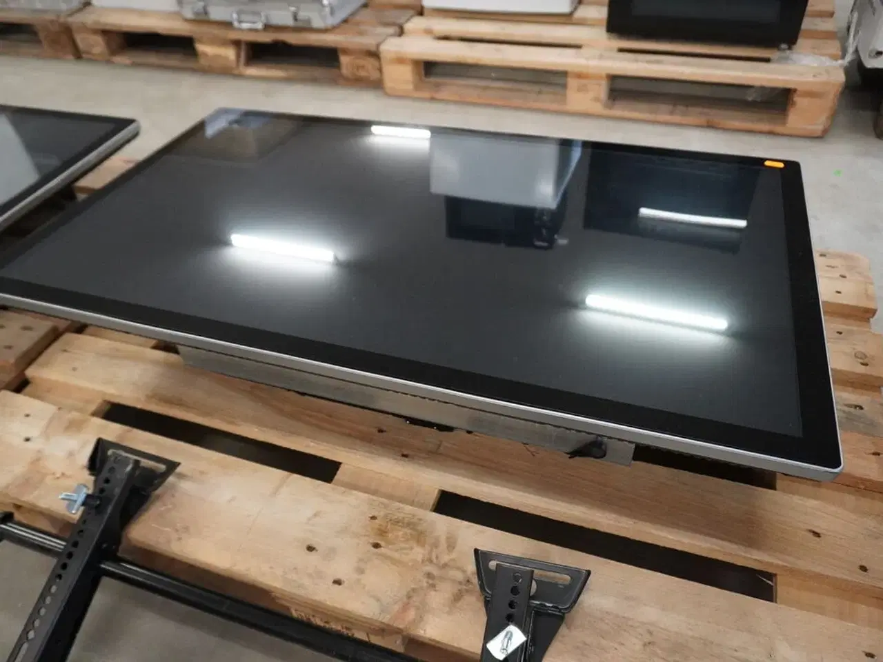 Billede 2 - 43" Touchskærm ELO 4303L