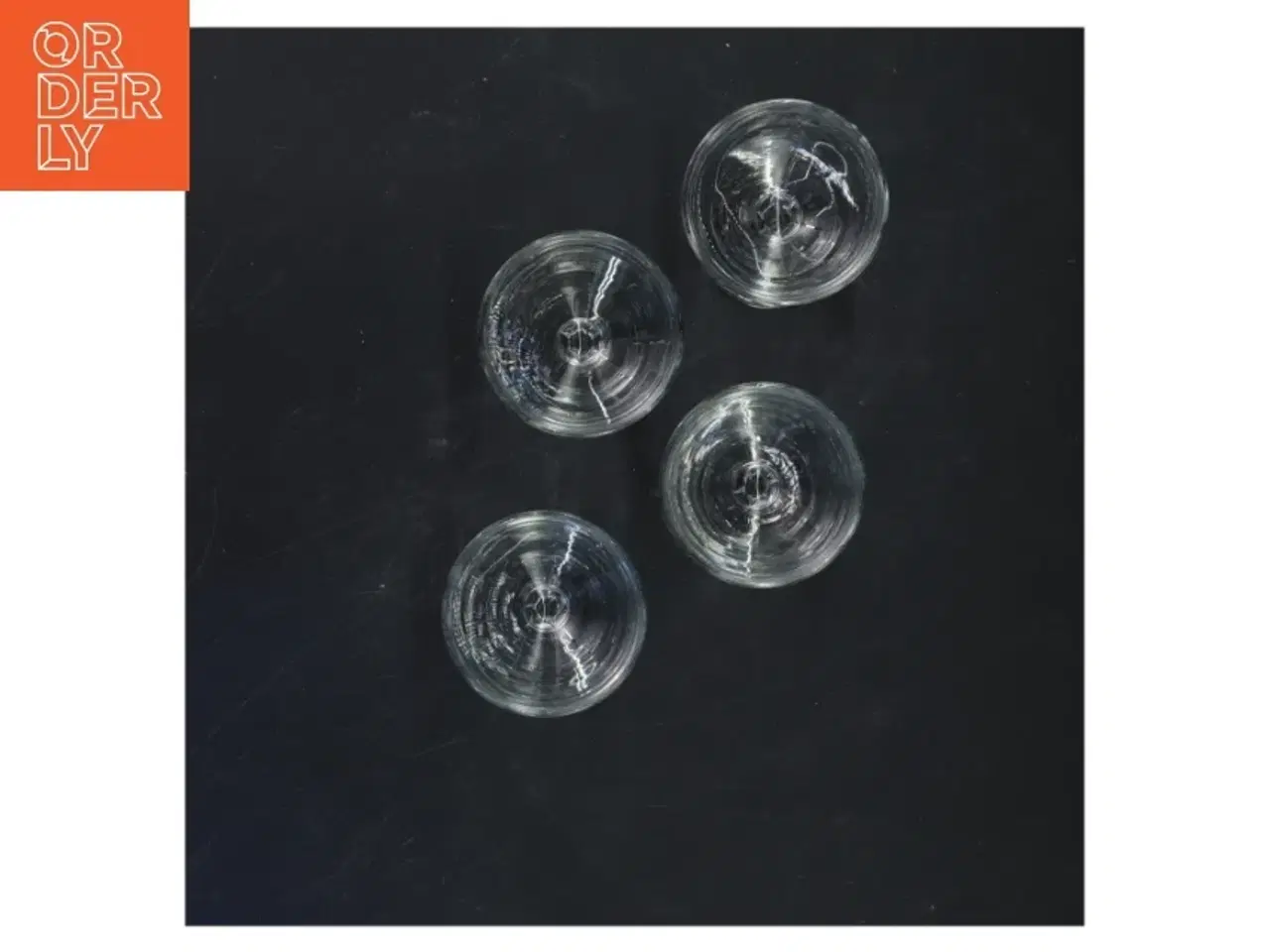 Billede 2 - Sæt med fire cocktailglas (str. 9x6 cm)