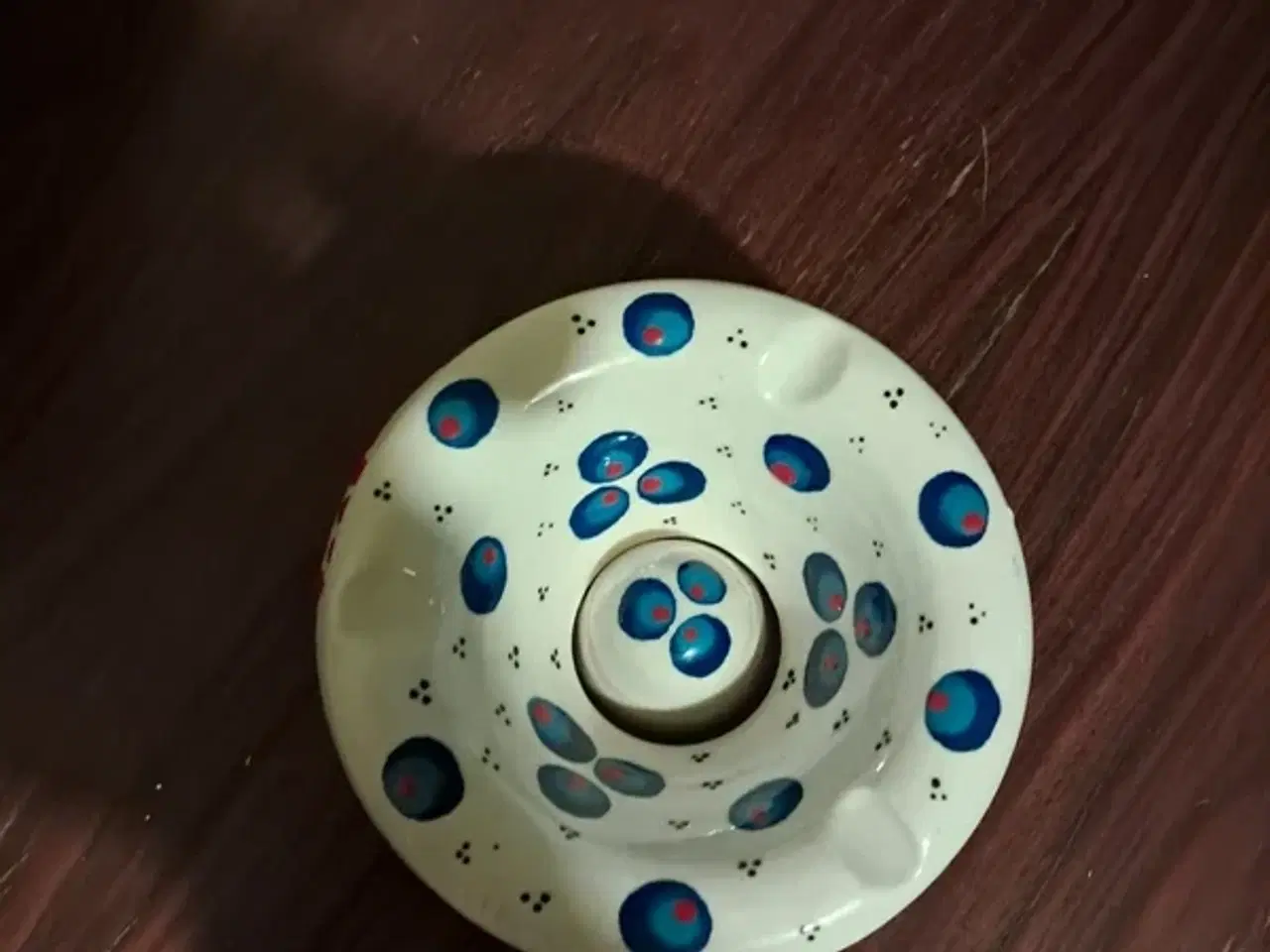 Billede 6 - Håndlavet askebærger