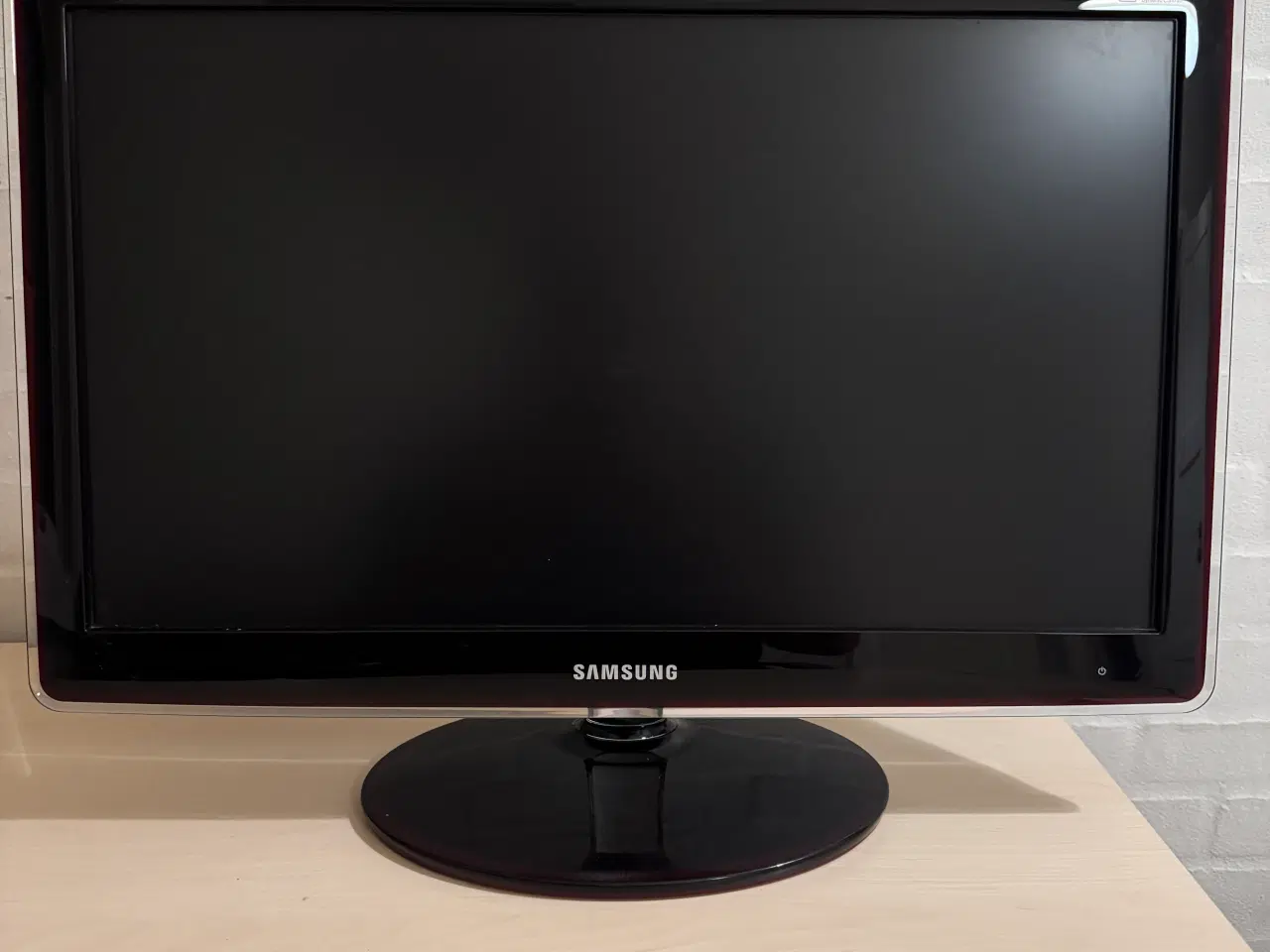 Billede 2 - 23" computerskærm