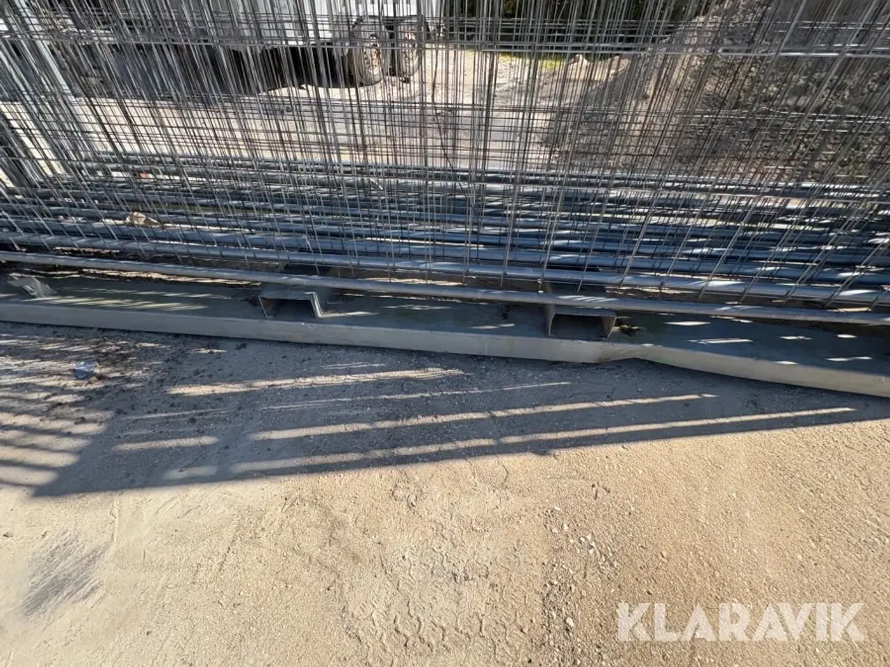 Billede 7 - Byggepladshegn 18 styk og fødder 30 styk