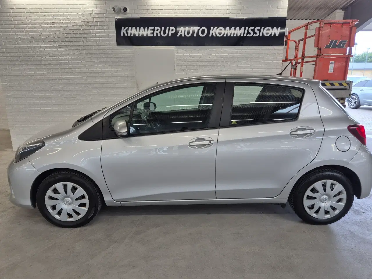 Billede 3 - Toyota Yaris 1,0 VVT-I T2 69HK 5d