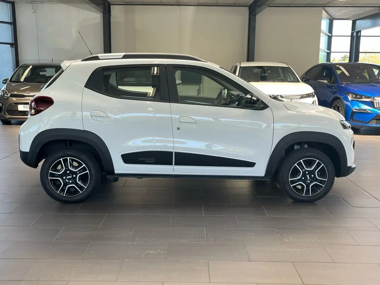 Billede 2 - Dacia Spring  Essential