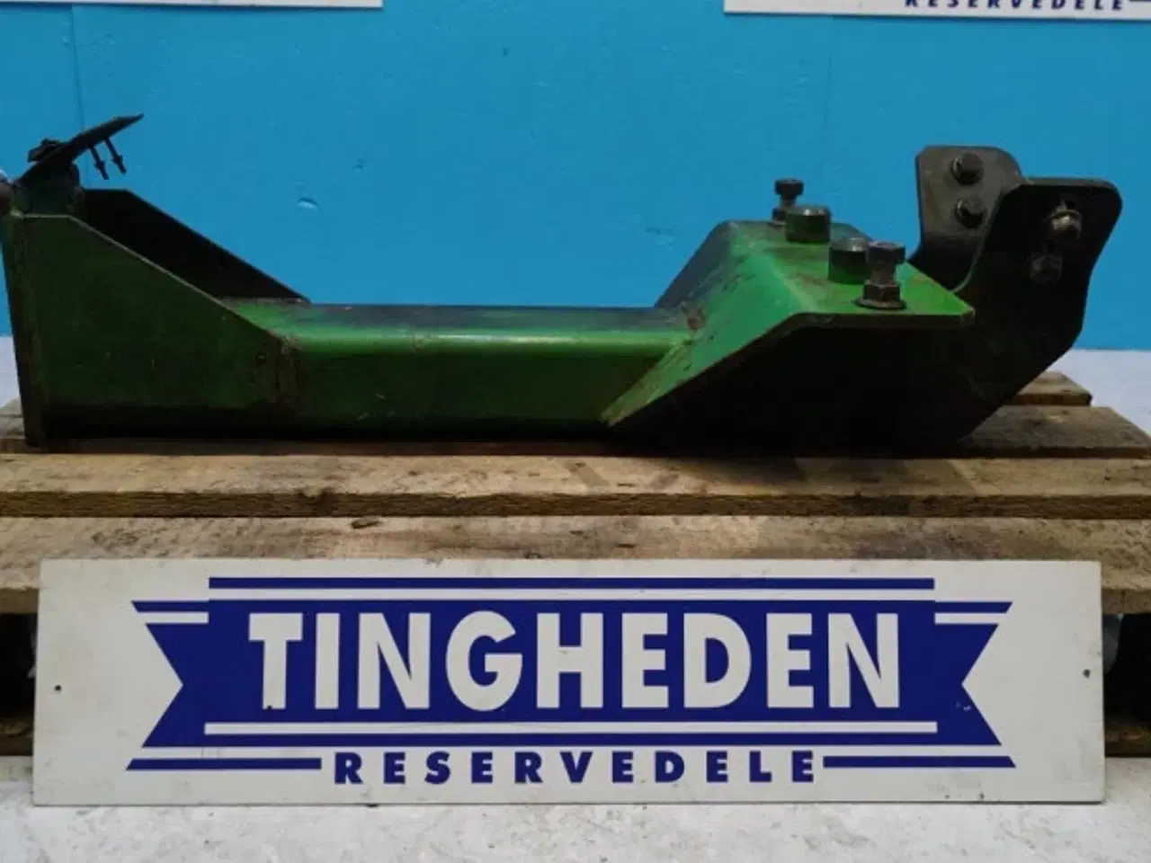 Billede 2 - John Deere 9780 Hitch Support AZ71402