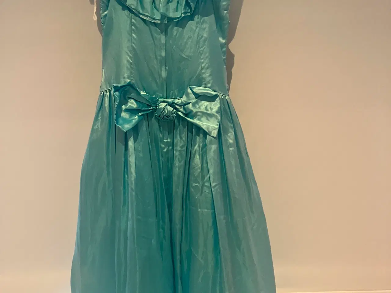 Billede 2 - 3 /galla/teater/selskabskjoler