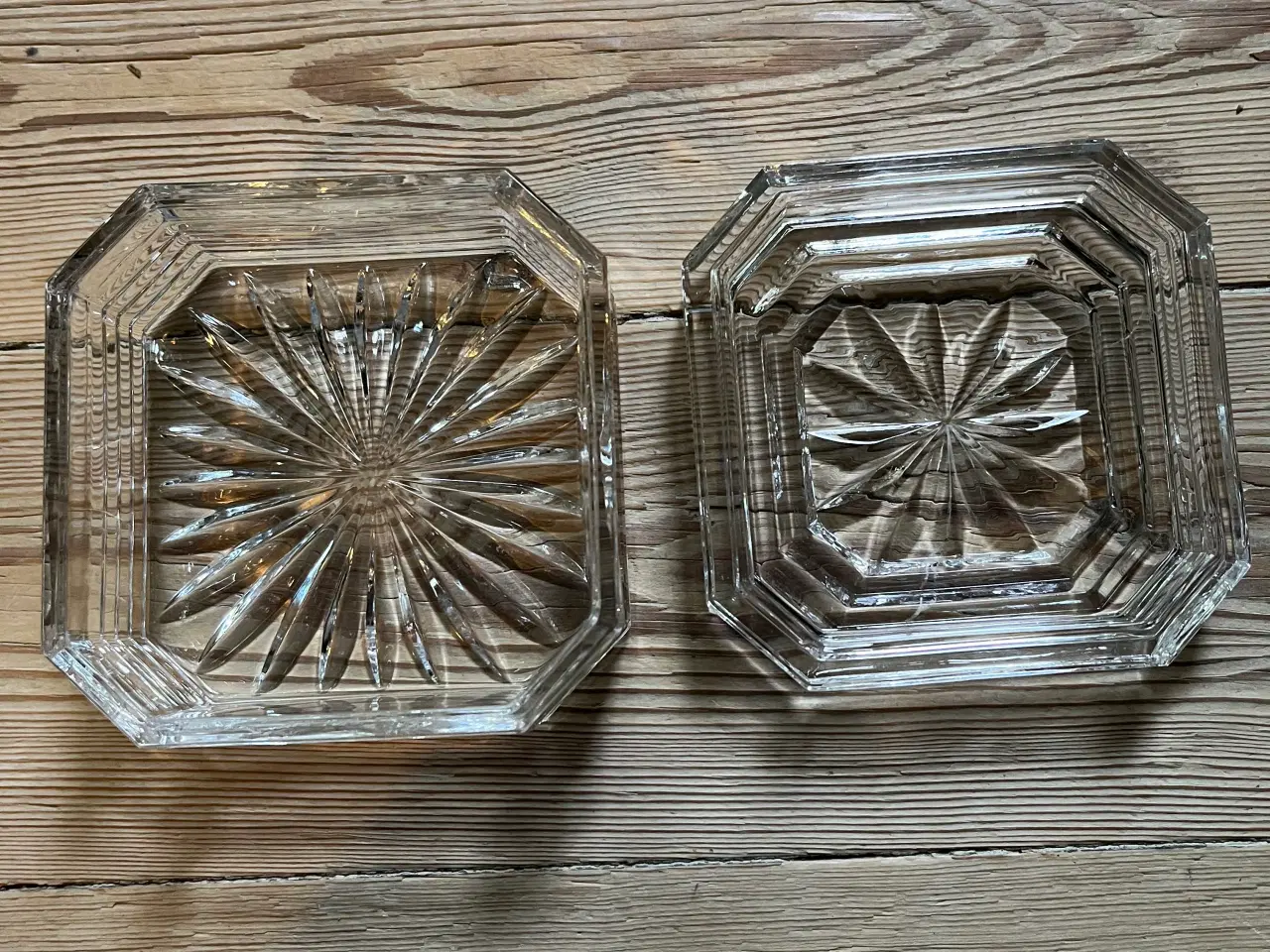 Billede 4 - Fint lille glas skrin