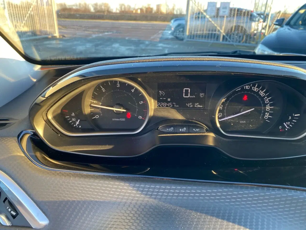 Billede 18 - Peugeot 208 1,6 BlueHDi Desire Sky 100HK 5d