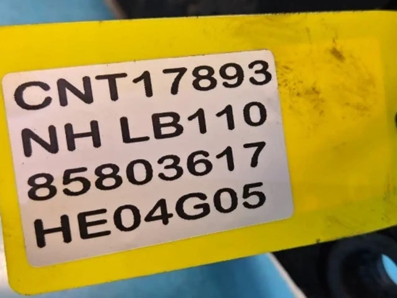 Billede 17 - New Holland LB110 Fastsplændingsplade 85803617