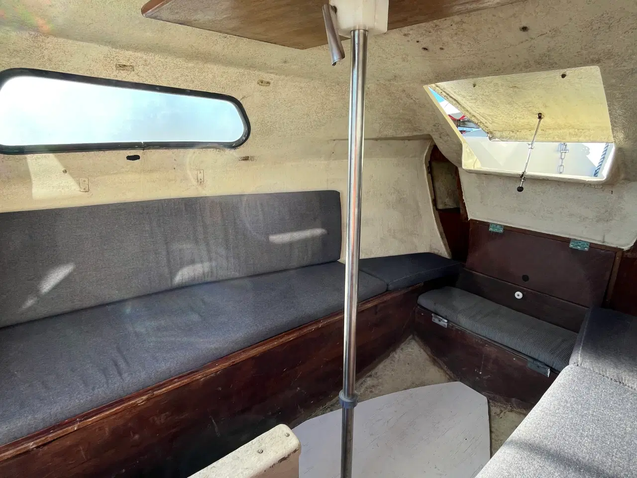 Billede 6 - 16 fods jolle, trailer og nyere motor