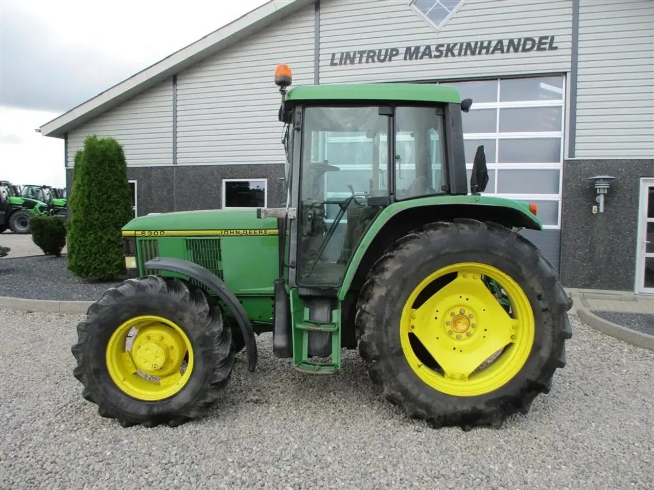 Billede 7 - John Deere 6300 Fin handy traktor