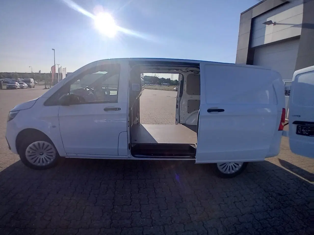 Billede 4 - Mercedes Vito 114 2,0 CDi A2 Kassevogn PRO aut. RWD
