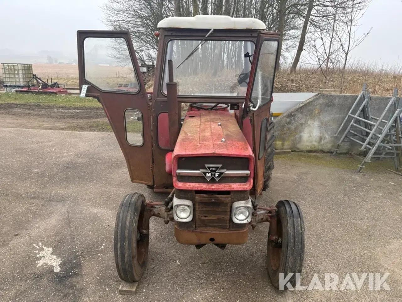 Billede 9 - Veterantraktor Massey-Ferguson 135