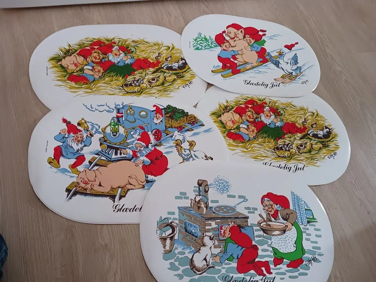 Billede 1 - 5 stk Dækservietter