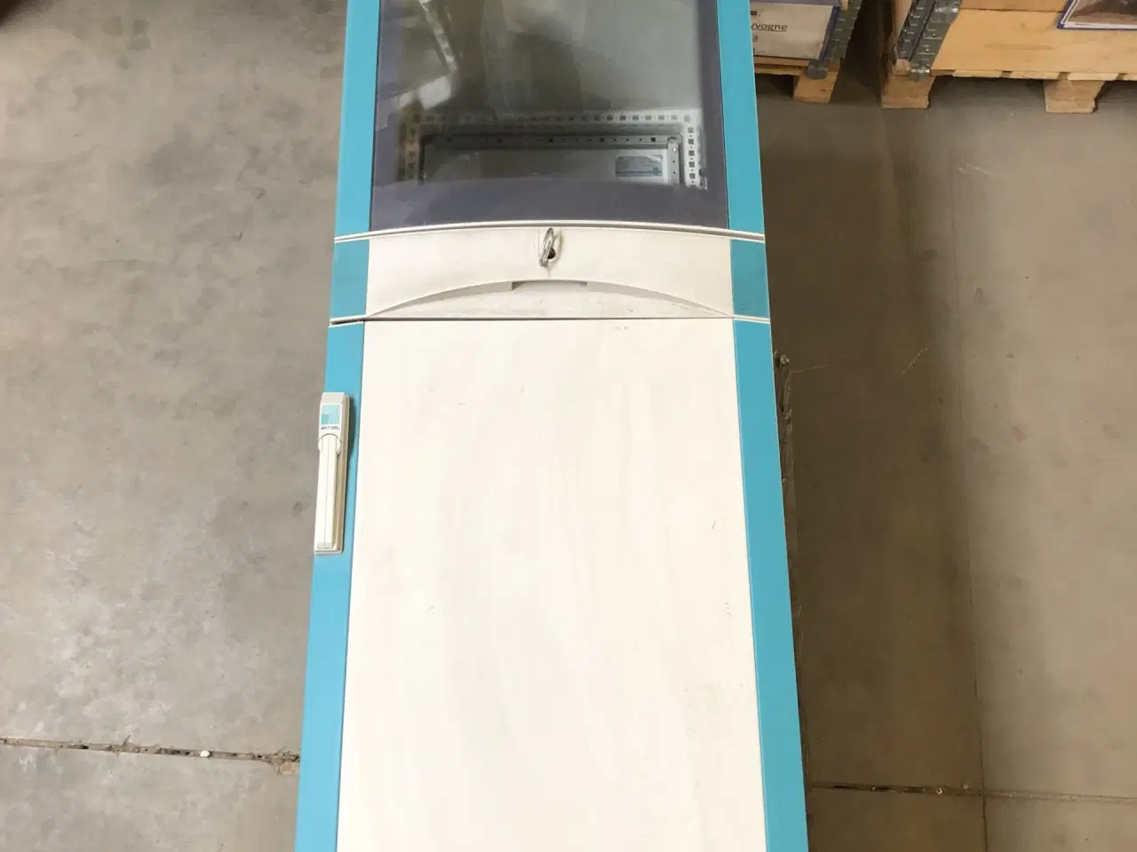 Billede 1 - Rittal serverskab