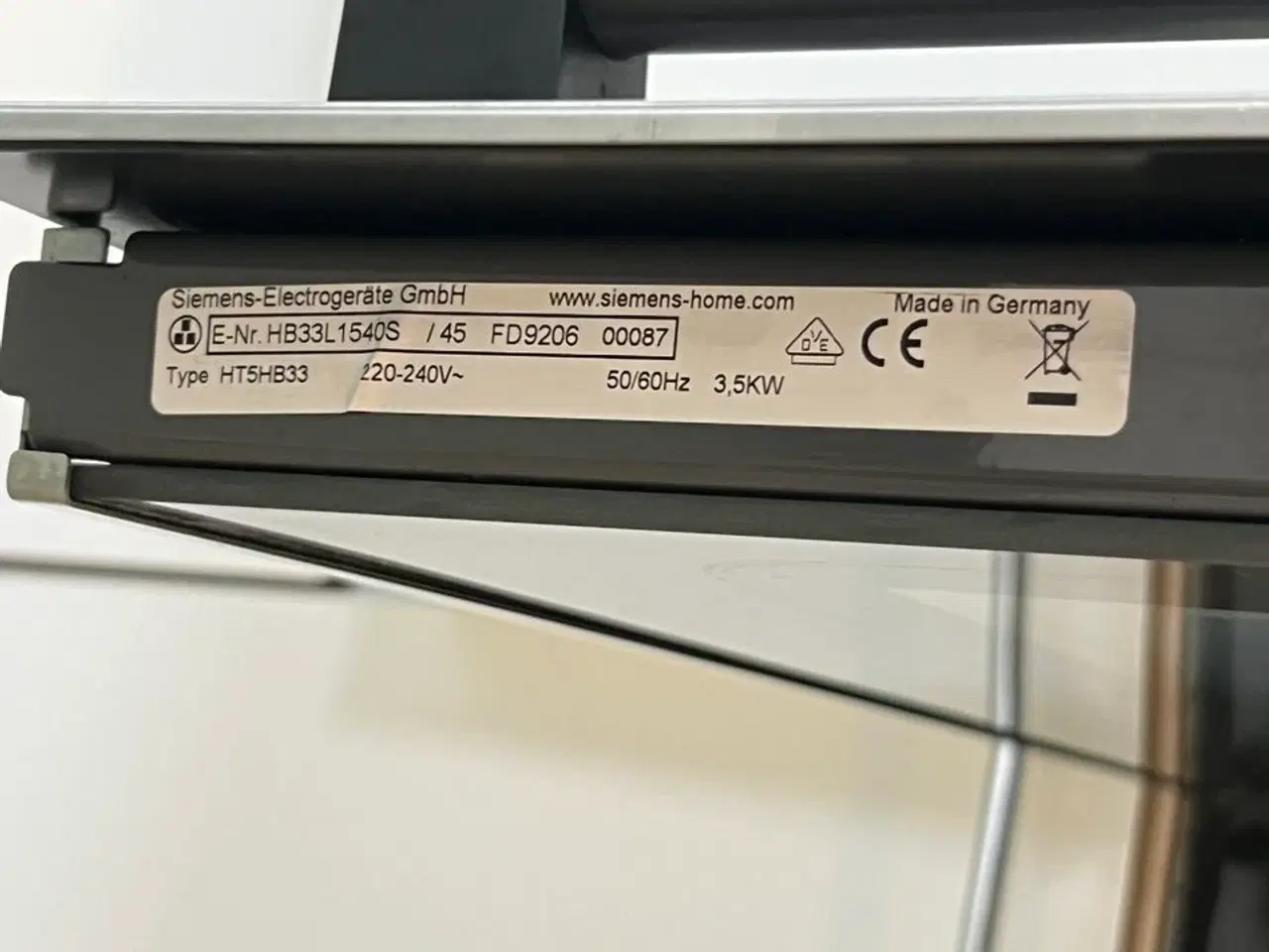 Billede 4 - Indbygningsovn SIEMENS HB33L1540S (sidehængt låge)