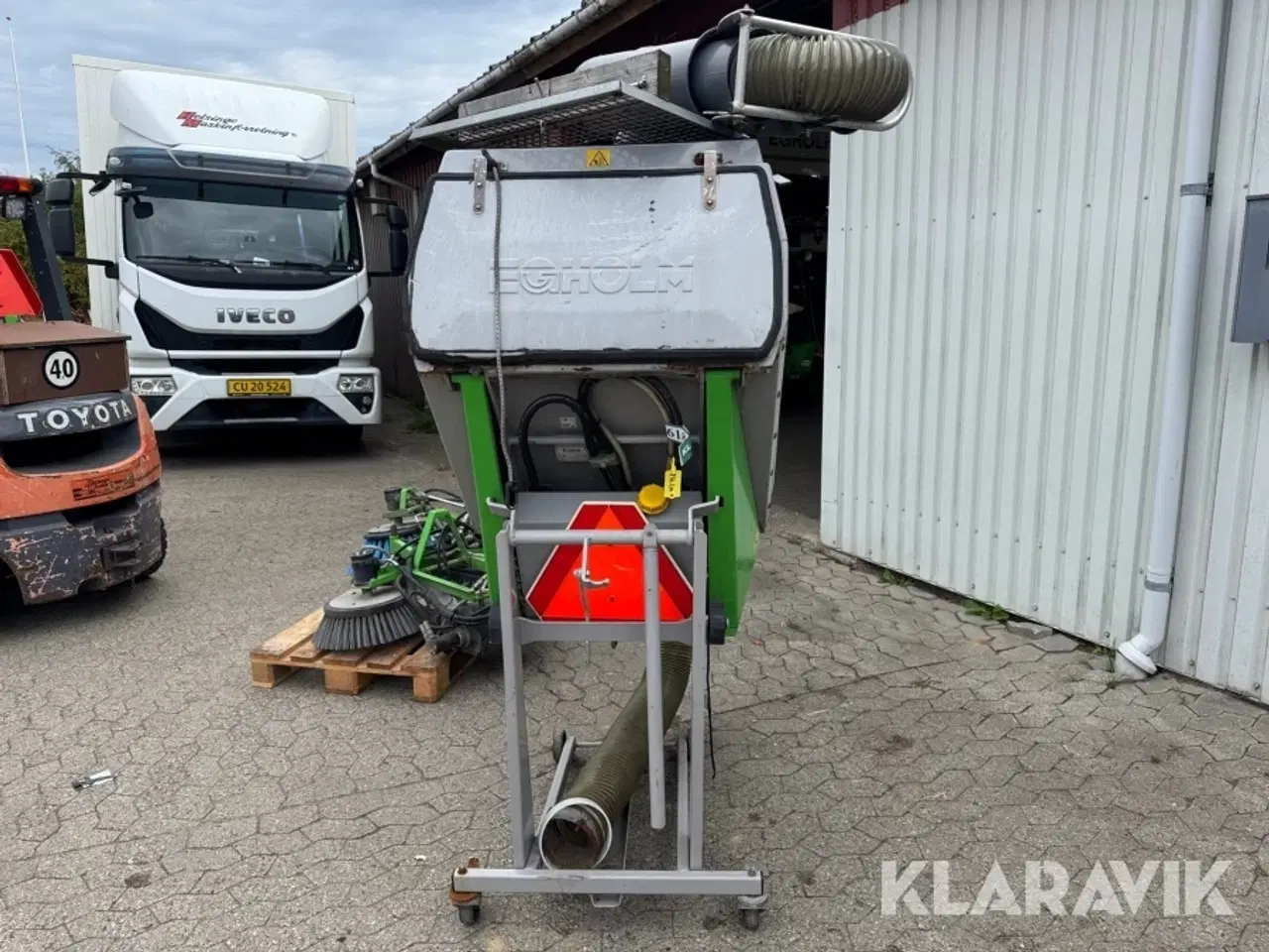 Billede 4 - Feje/- Suge Anlæg Med Koste Egholm FS2100