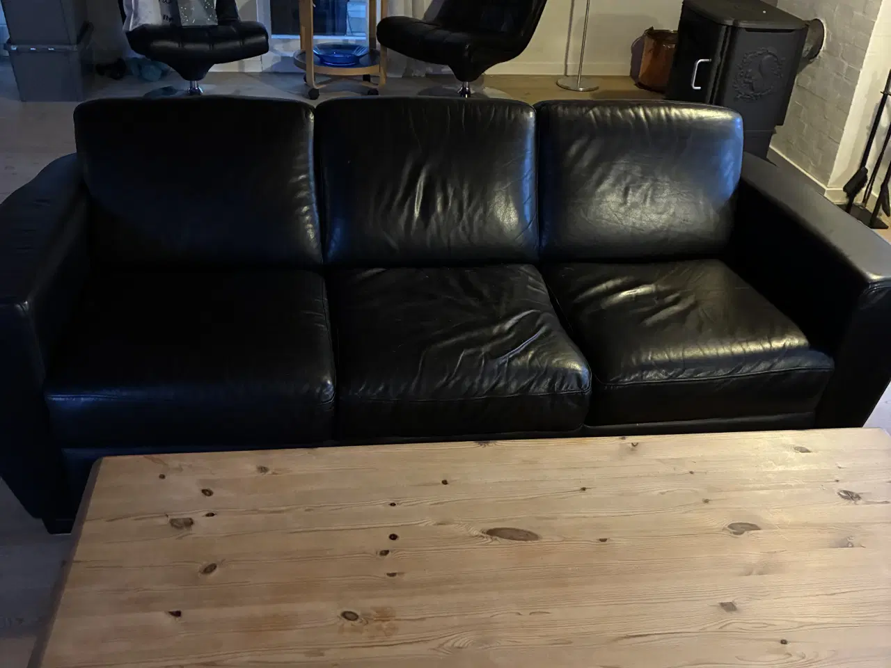 Billede 1 - Sofasæt i sort læder