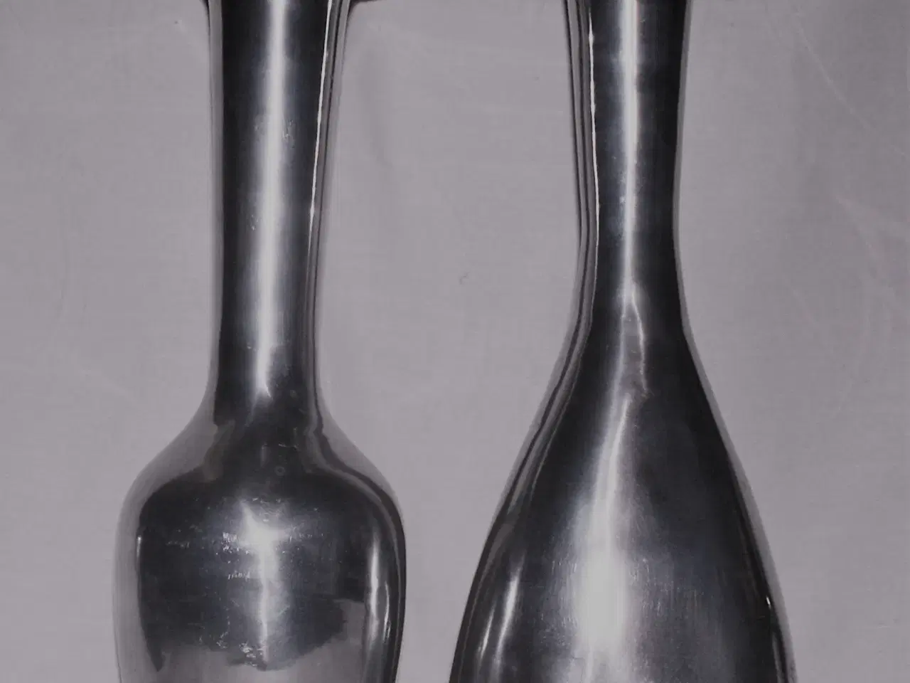 Billede 2 - 2 vaser af rustfrit stål