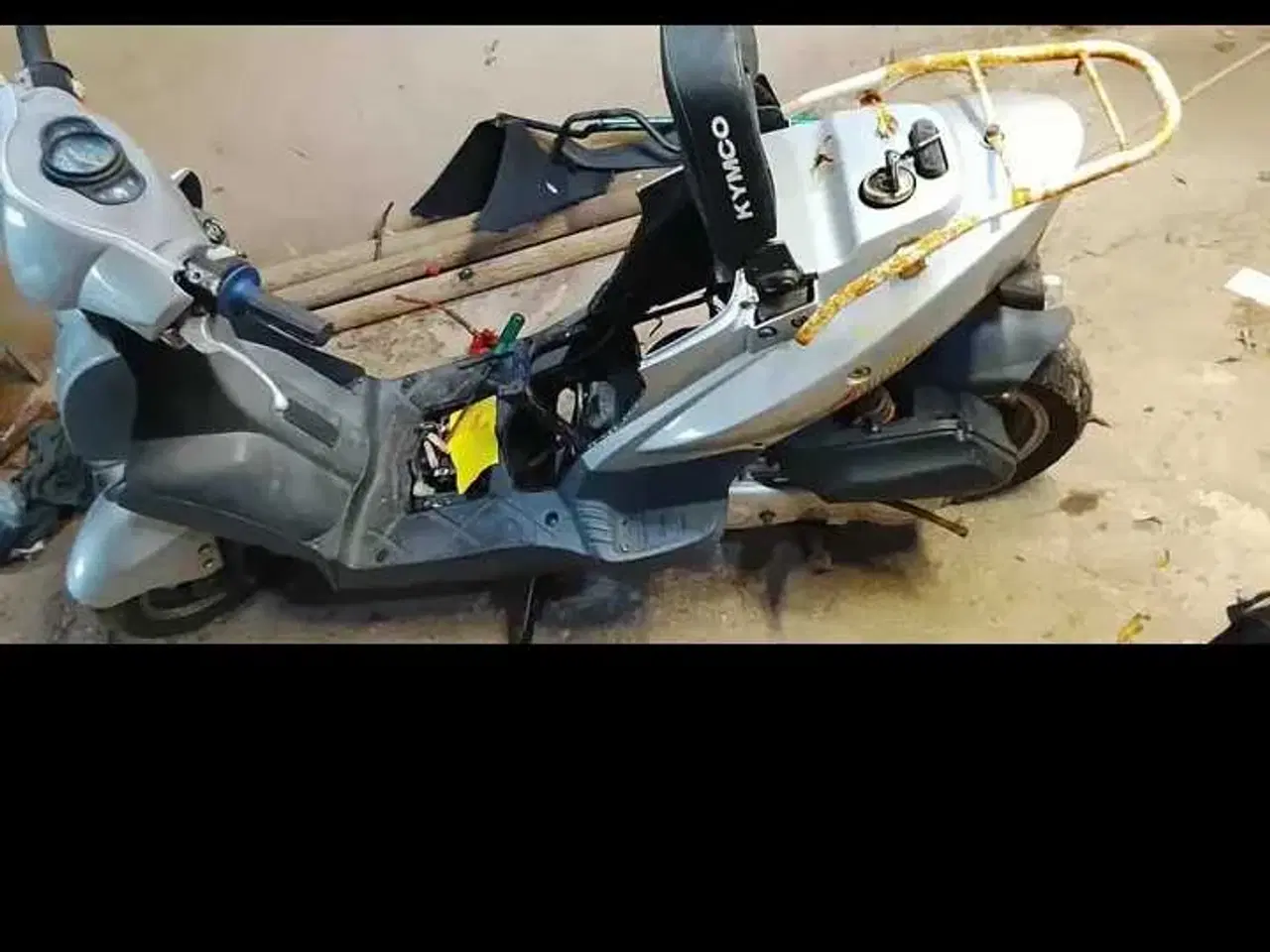 Billede 3 - 2 knallerter sælges