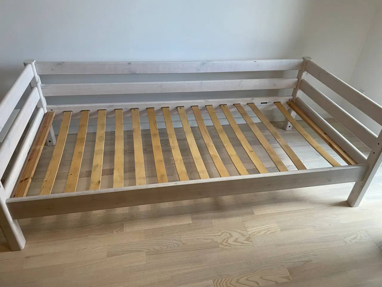 Billede 2 - FLEXA højseng med stige