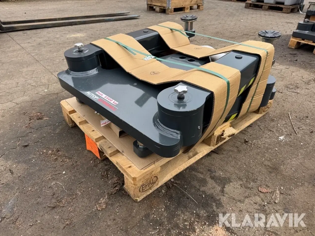 Billede 1 - Løsdele til billigt Autop Stenhøj 5500kg