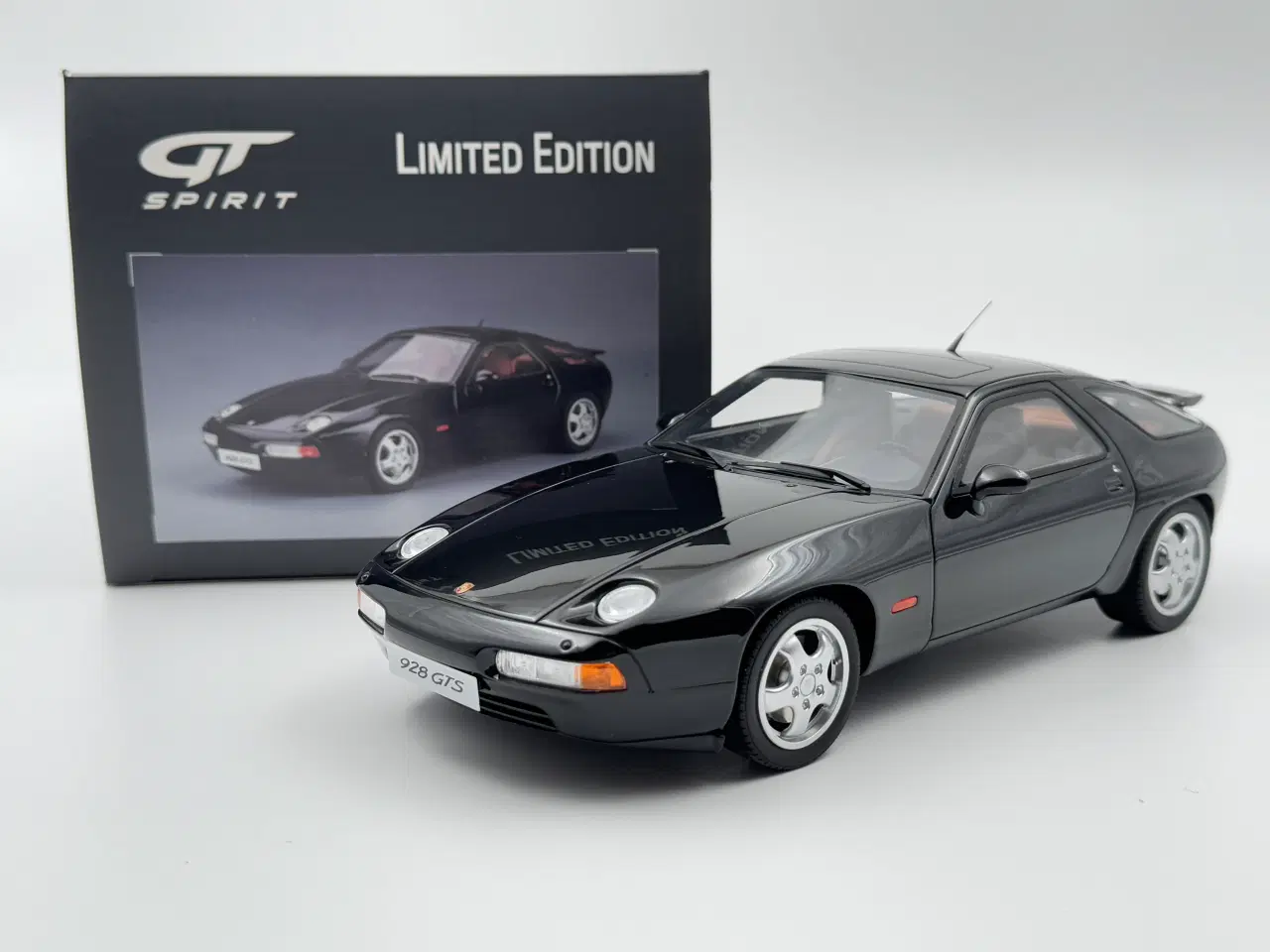 Billede 3 - 1992 Porsche 928 GTS -  1:18