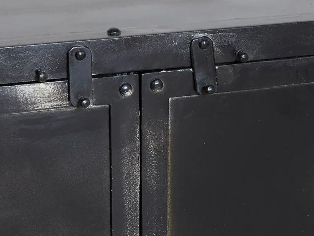Billede 4 - Ny Skænk 180 sort oxideret