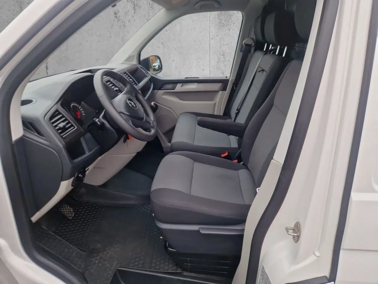 Billede 16 - VW Transporter 2,0 TDi 114 Kassevogn kort BMT