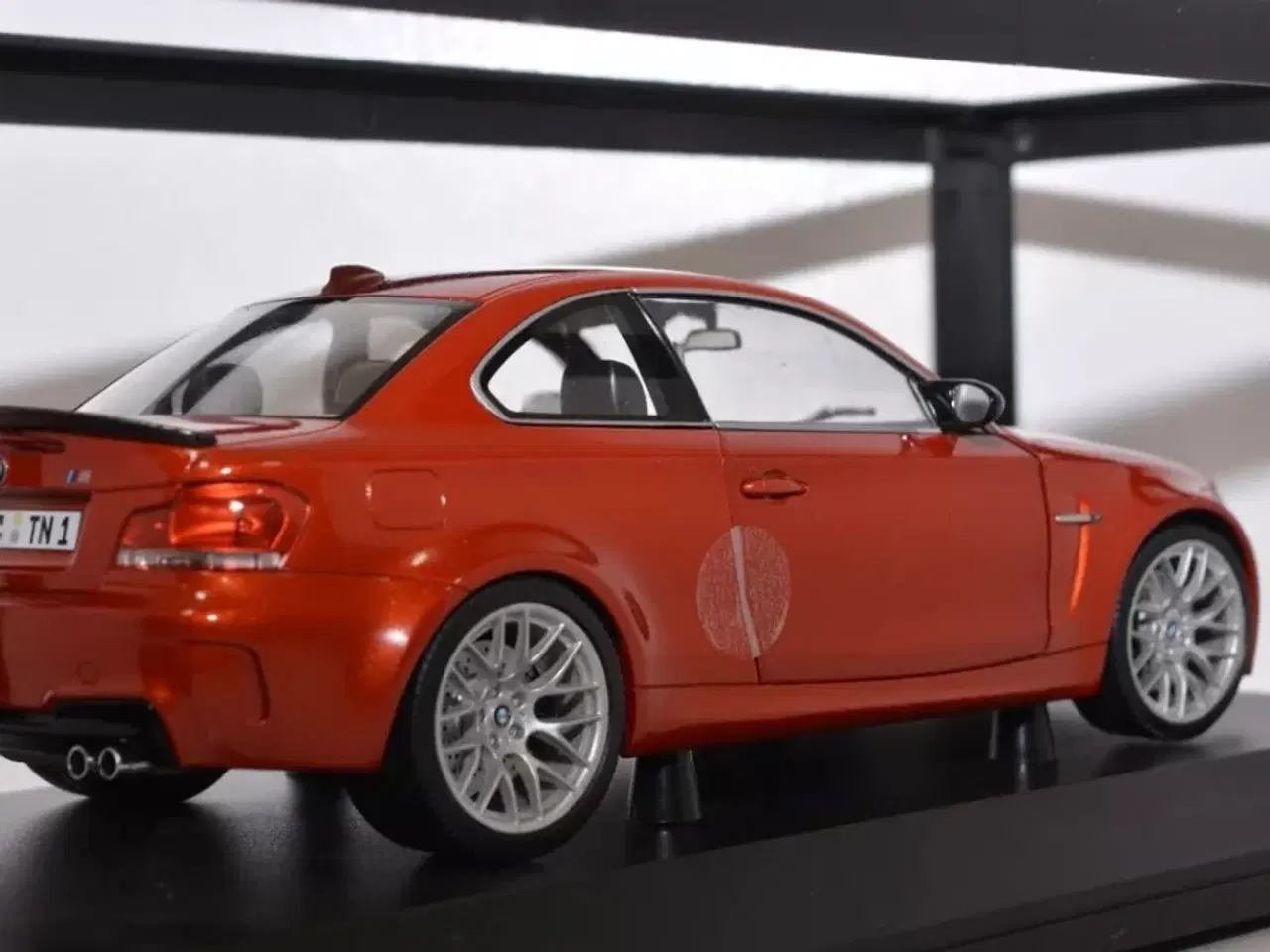 Billede 6 - 1:18 BMW M1 Coupe E82 2011