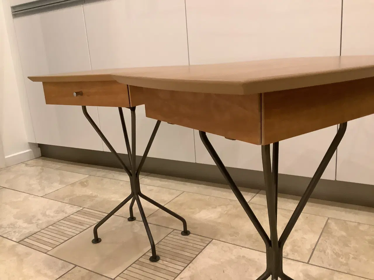 Billede 9 - Sengebord i kirsebærtræ 