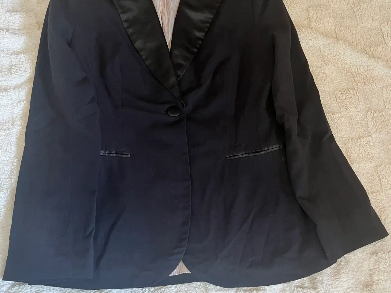 Billede 1 - Blazer fra H&M.