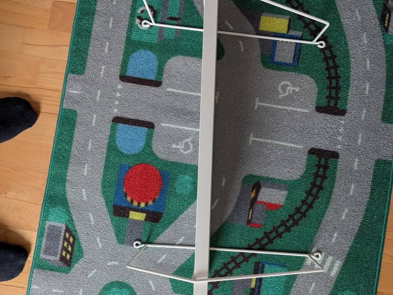 Billede 1 - Done by Deer hylde hvid