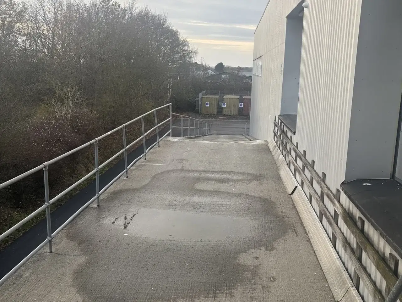 Billede 6 - Super velbeliggende lager med kontor