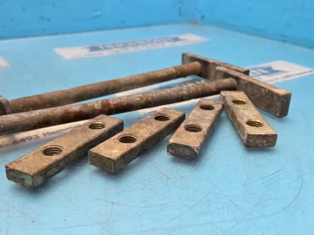 Billede 4 - Traktor Frontvægt Pin Sæt 