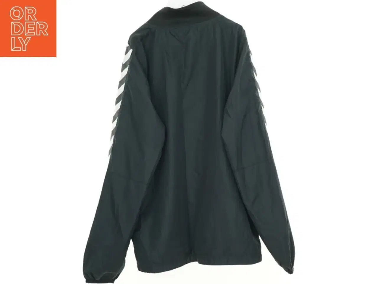 Billede 2 - Fodbold vindjakke fra Hummel (str. 176 cm)