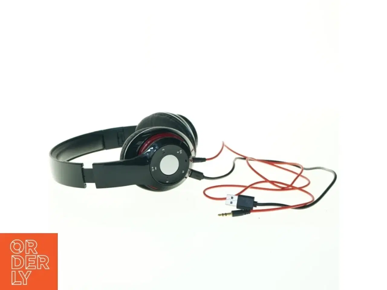 Billede 4 - Sorte hovedtelefoner med rødt kabel (str. 17 x 19 cm)