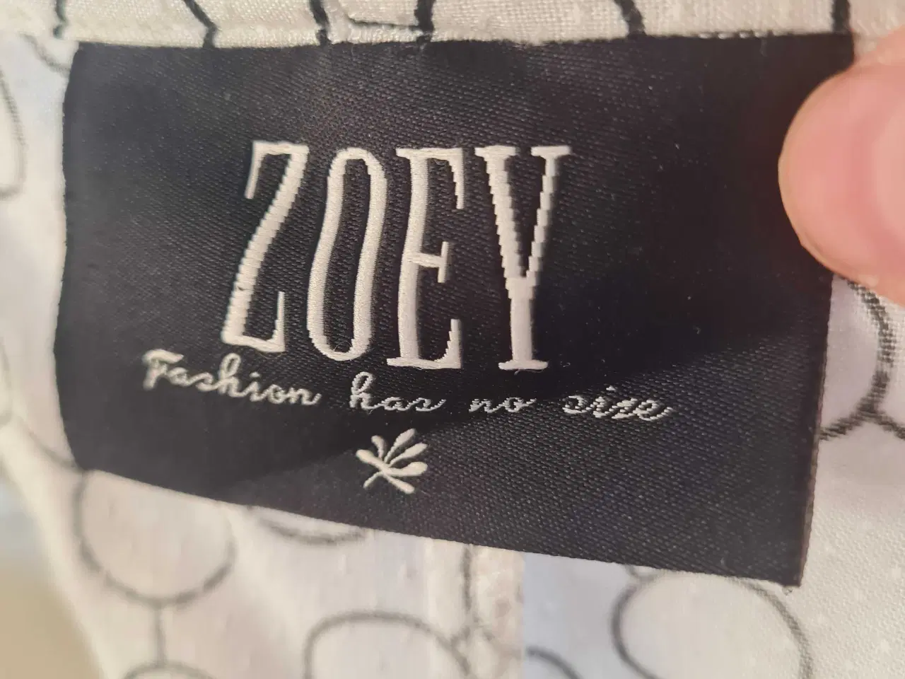 Billede 2 - Zoey cardigan str L 50-52 