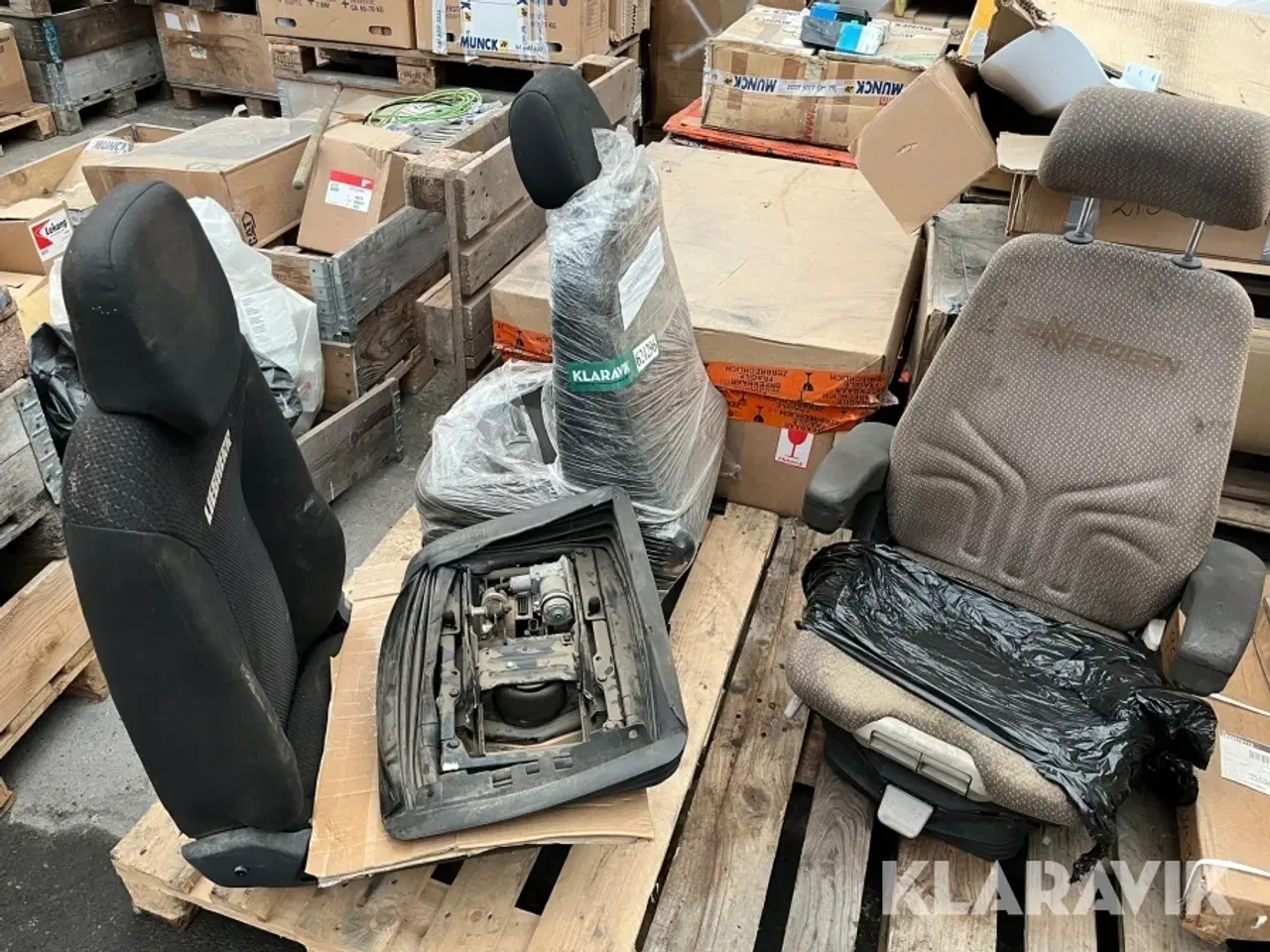 Billede 1 - Sæder Liebherr/Mercedes/sennebogen 3 styk