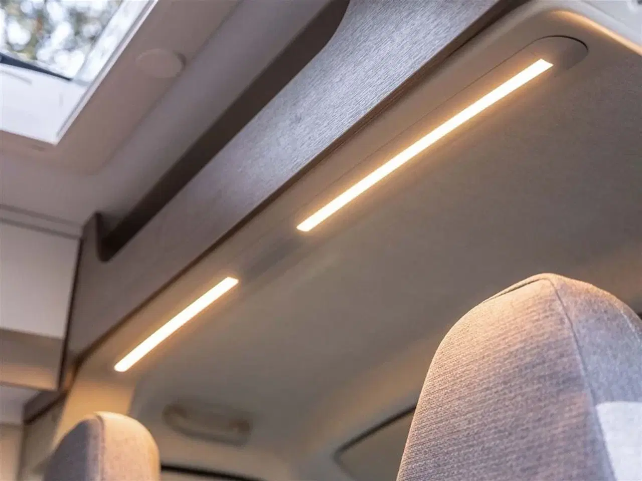 Billede 6 - 2026 - Benimar Benivan 144 UP   Benivan 144 UP 2025 er en fuldt udstyret 5,99 meter campervan