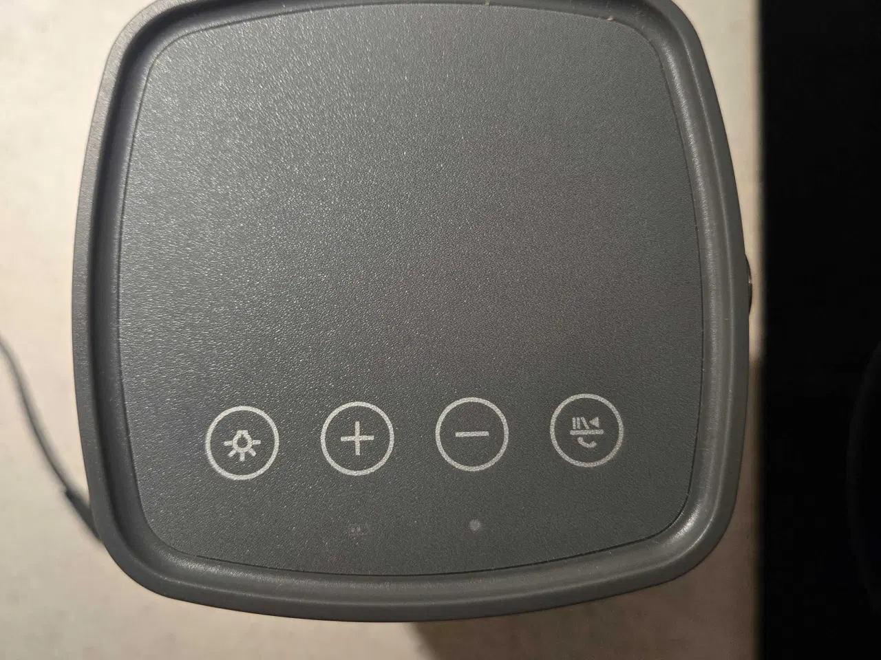 Billede 8 - Lækker højtaler med flot lys og bluetooth forbinde