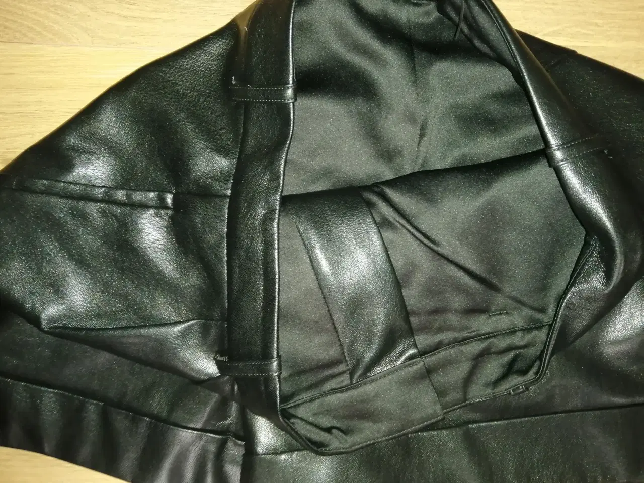 Billede 5 - ALICE + OLIVIA LAMMESKINDS SHORTS, STR. 38, SOM NY