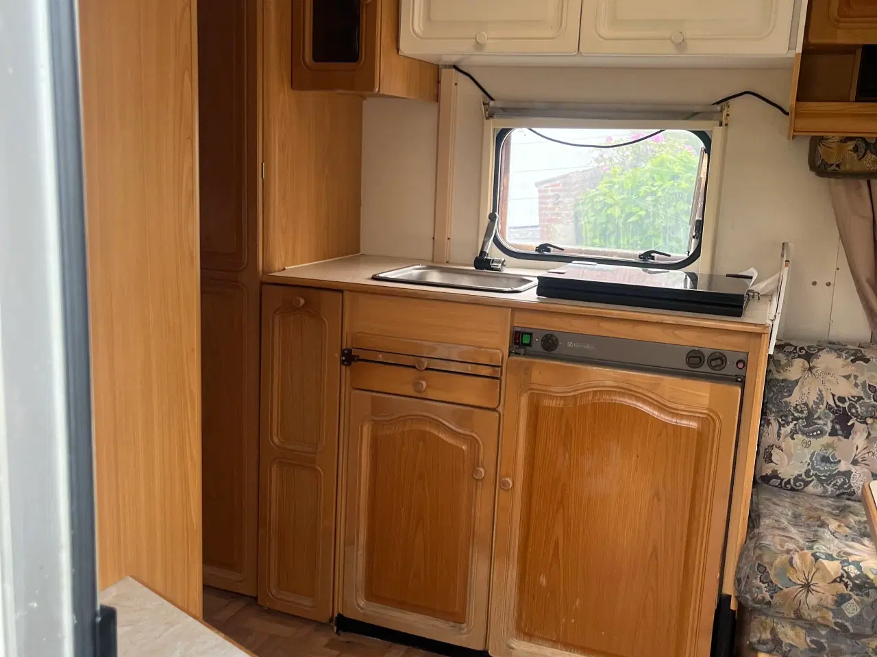 Billede 11 - Campingvogn Knaus 555