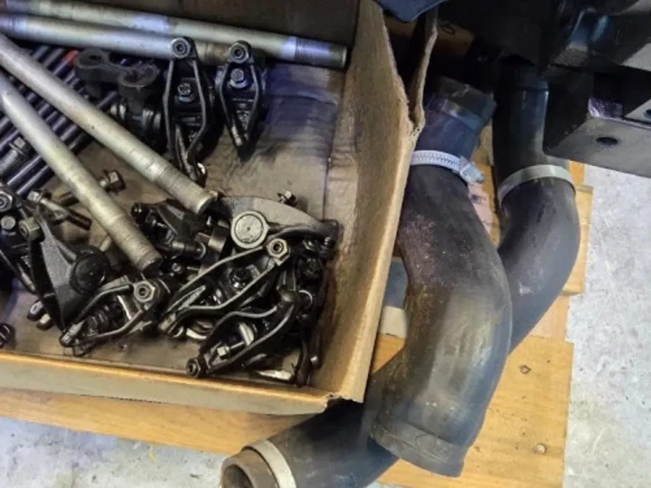 Billede 6 - Iveco F4DE0684A Motor