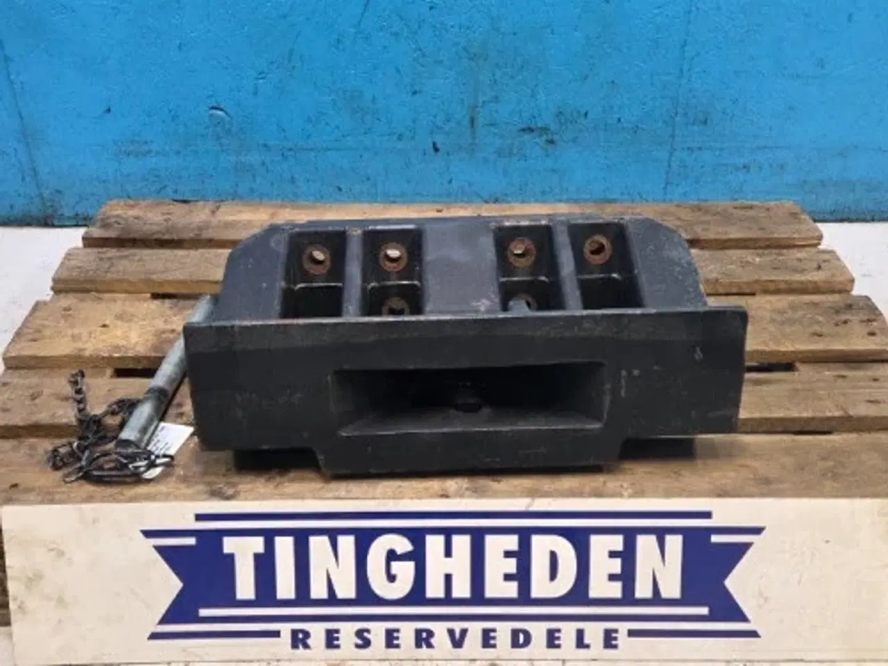 Billede 1 - Case Maxxum 145 Frontvægt Holder 82031499