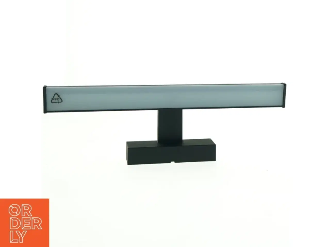 Billede 1 - Sort lampe (str. 40 x 12,5 cm)