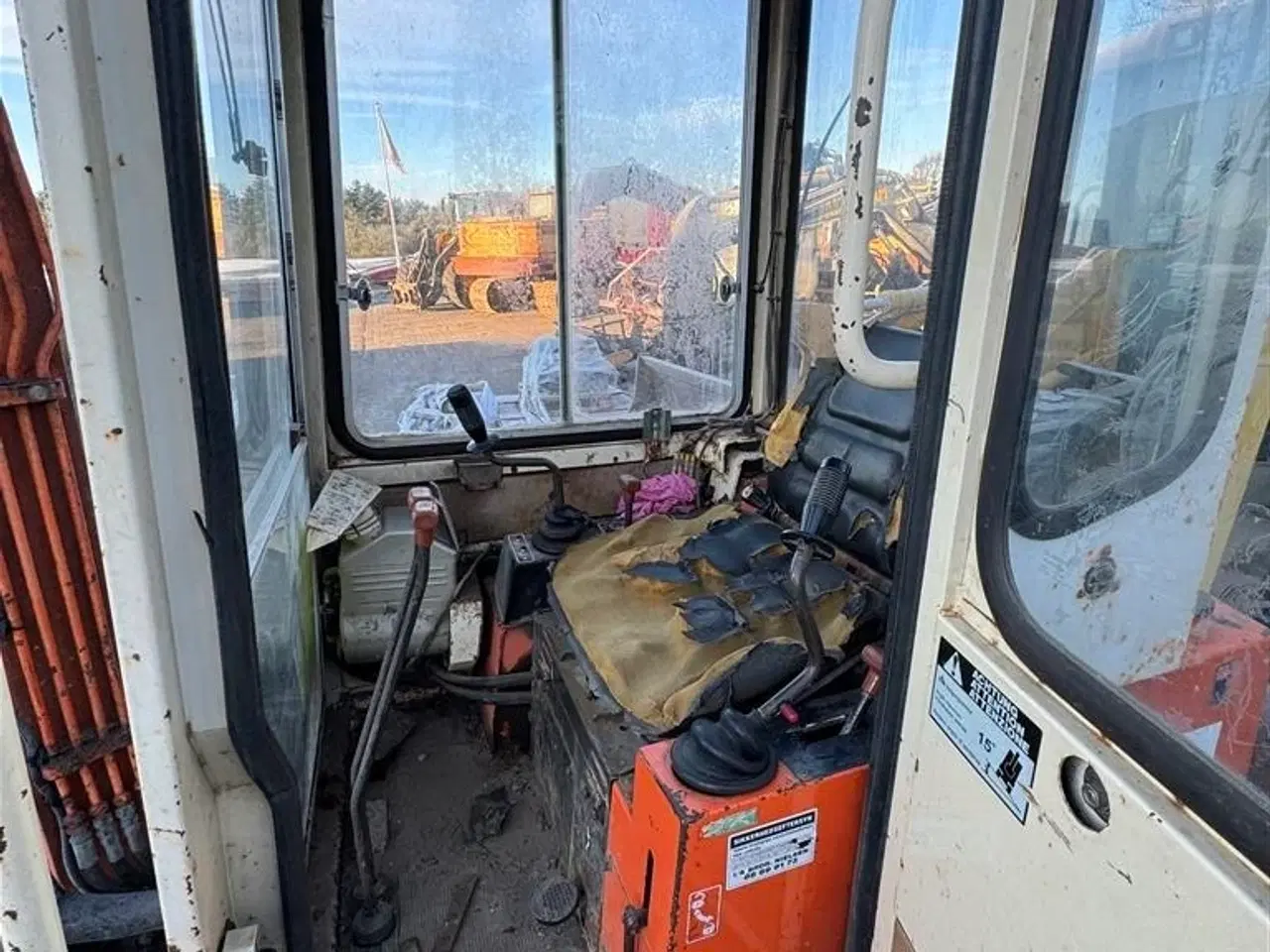 Billede 5 - Takeuchi TB 015 MED 3 SKOVLE OG HAMMER!